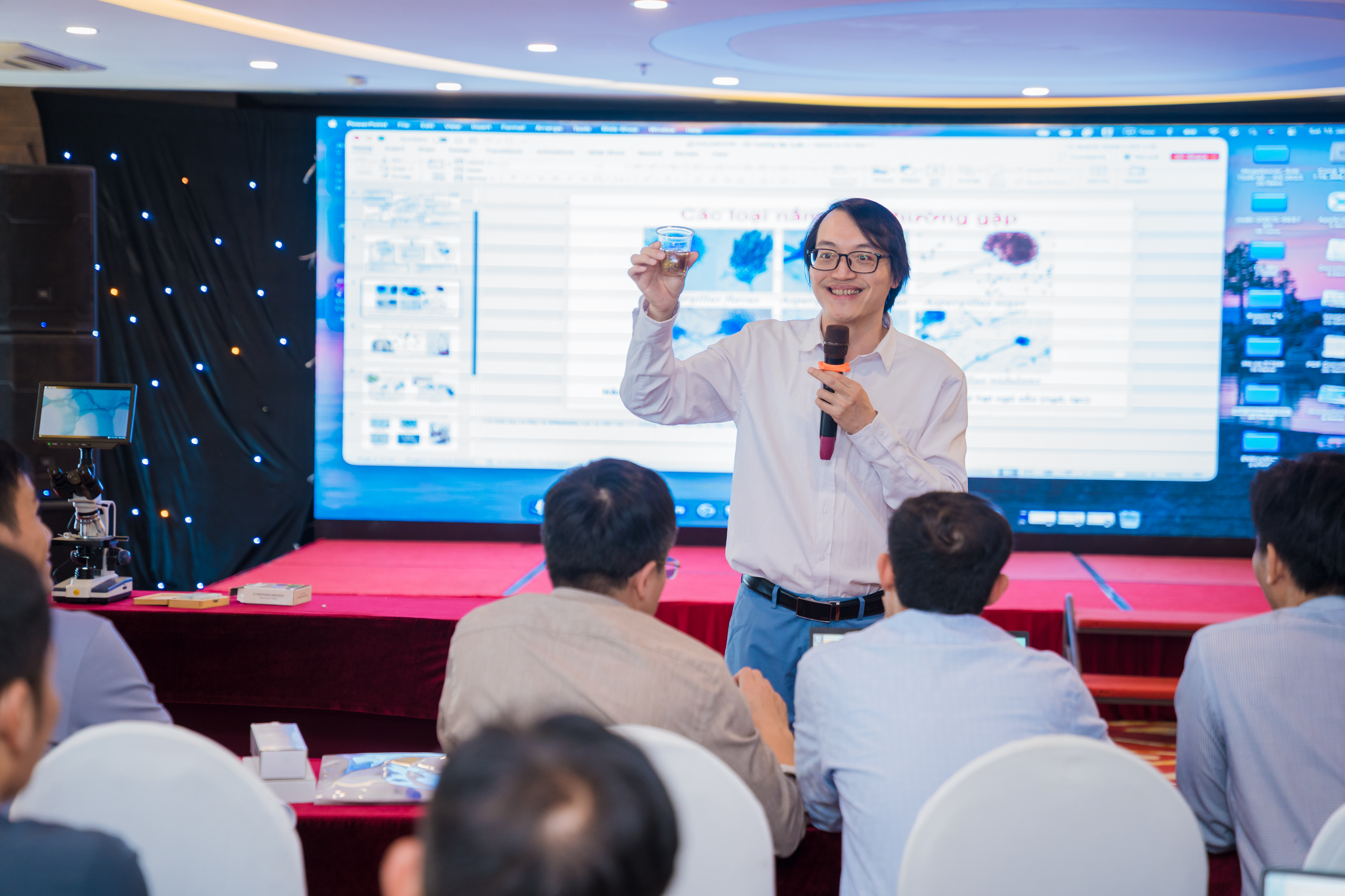 Xây dựng và chuyển giao chương trình giáo dục STEM, AI, Robotics